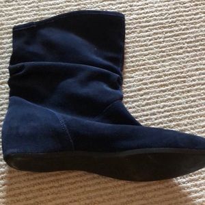 Suede navy booties